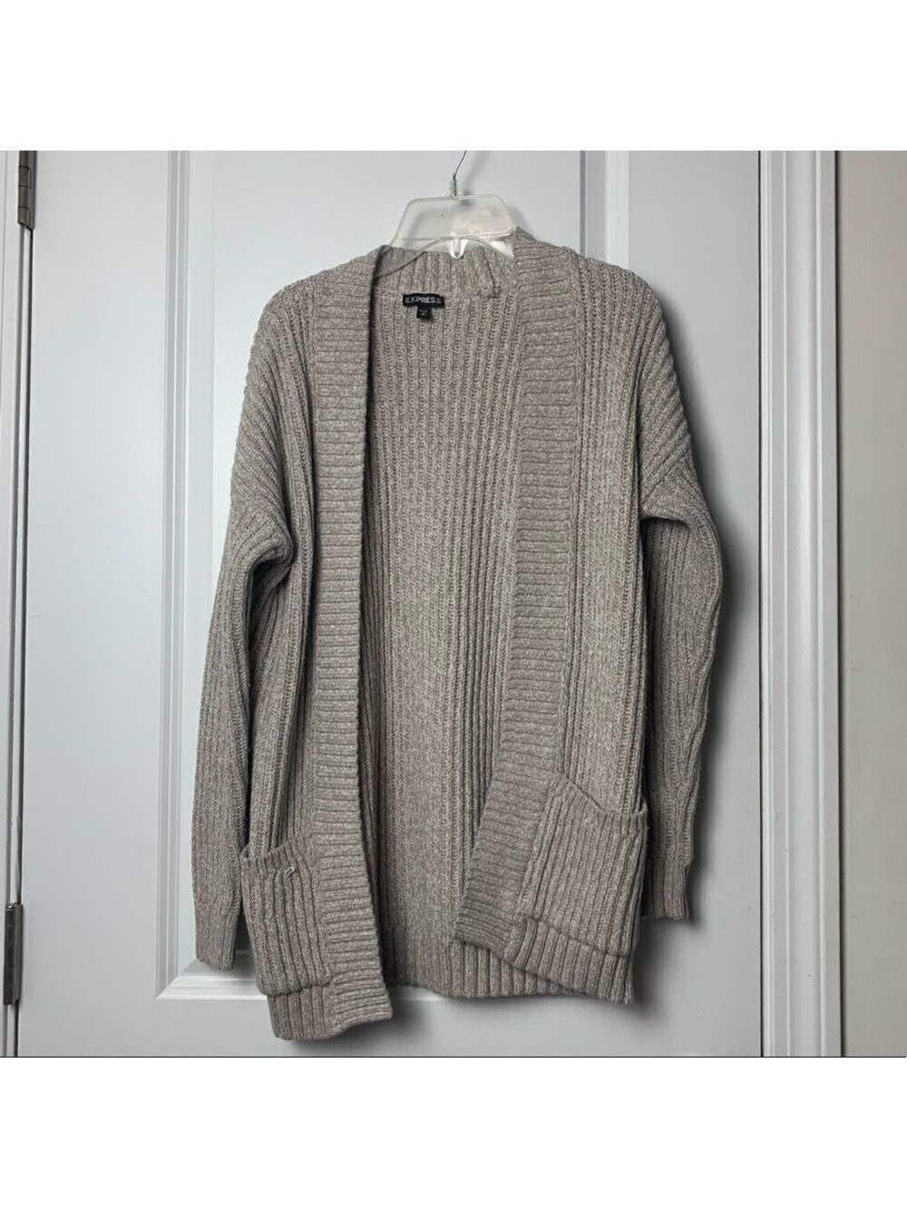 Express Small Grey Open Front Long Sleeved Sweater with Pockets